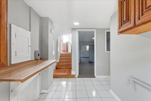 2801 Bartlett Street, Oakland, CA 94602