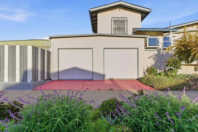 2801 Bartlett Street, Oakland, CA 94602