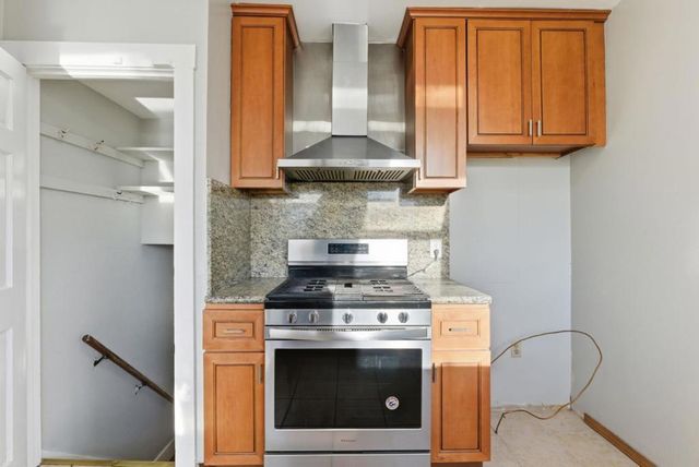 2801 Bartlett Street, Oakland, CA 94602