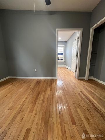 387 Market Street, Perth Amboy, NJ 08861