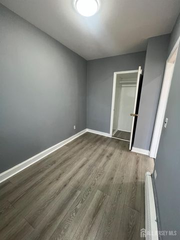 387 Market Street, Perth Amboy, NJ 08861