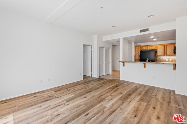 13200 Pacific 322, Los Angeles, CA 90094