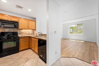 13200 Pacific 322, Los Angeles, CA 90094