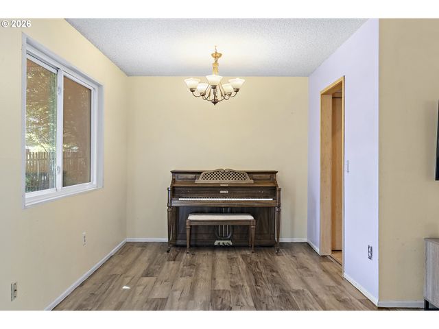 5518 Sw MURRAY Blvd, Beaverton, OR 97005