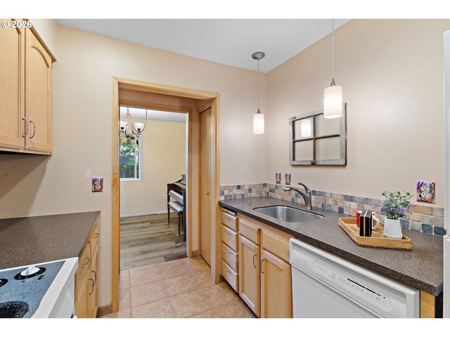5518 Sw MURRAY Blvd, Beaverton, OR 97005
