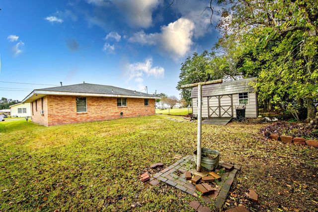 608 Willow St, Thibodaux, LA 70301