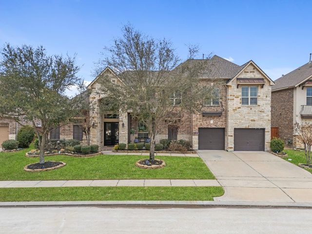 19410 Meadow Lakes Drive, Cypress, TX 77433