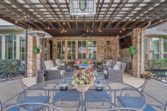 19410 Meadow Lakes Drive, Cypress, TX 77433