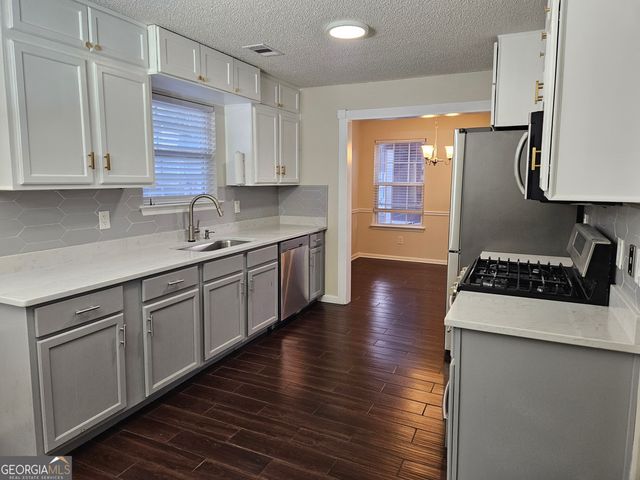 2021 Registry Drive, Hampton, GA 30228