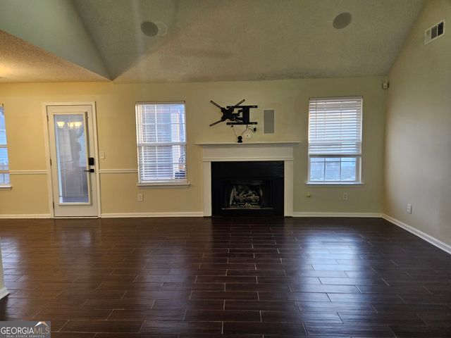 2021 Registry Drive, Hampton, GA 30228