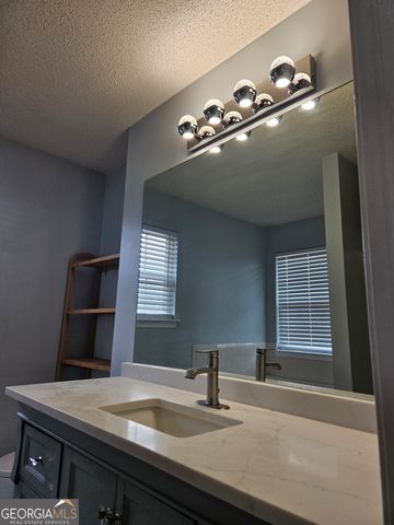 2021 Registry Drive, Hampton, GA 30228