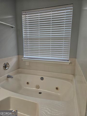 2021 Registry Drive, Hampton, GA 30228