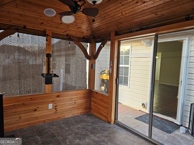 2021 Registry Drive, Hampton, GA 30228