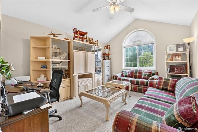 2366 Elkridge Circle, Highland, MI 48356