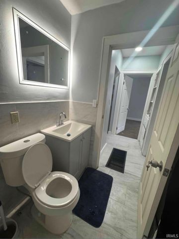 1052 Covert Avenue, Evansville, IN 47714