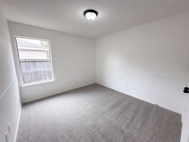 1033 Olivewood Lane, Fort Worth, TX 76140