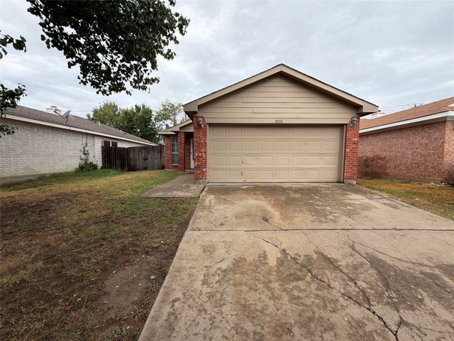 1033 Olivewood Lane, Fort Worth, TX 76140
