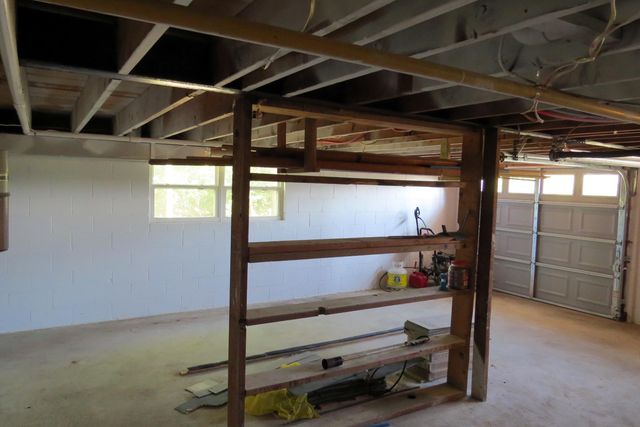 3025 W State Highway H W, Shell Knob, MO 65747