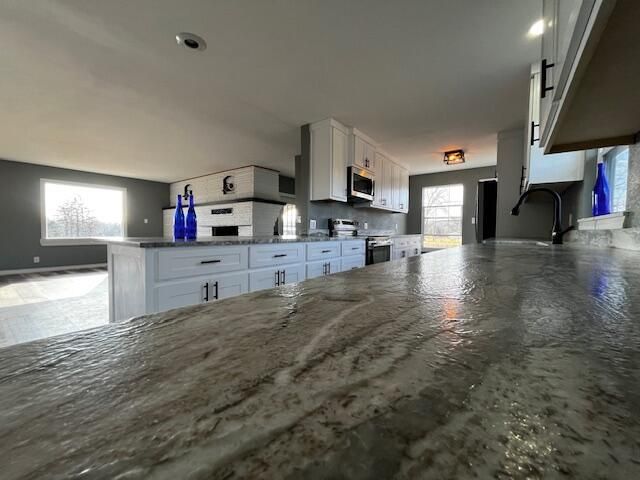 3025 W State Highway H W, Shell Knob, MO 65747