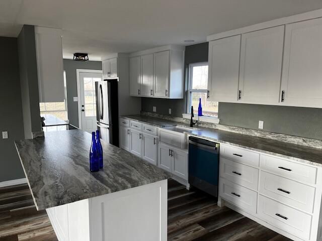 3025 W State Highway H W, Shell Knob, MO 65747