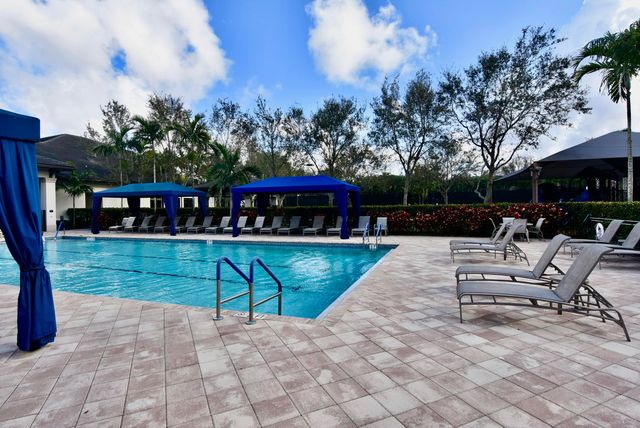 8079 Snowflake Obsidian Trail, Delray Beach, FL 33446