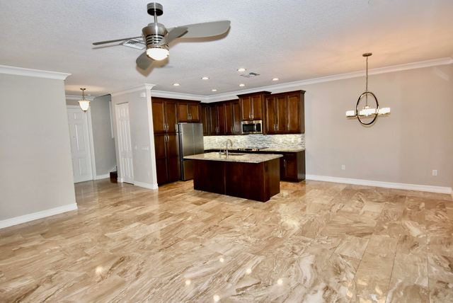 8079 Snowflake Obsidian Trail, Delray Beach, FL 33446