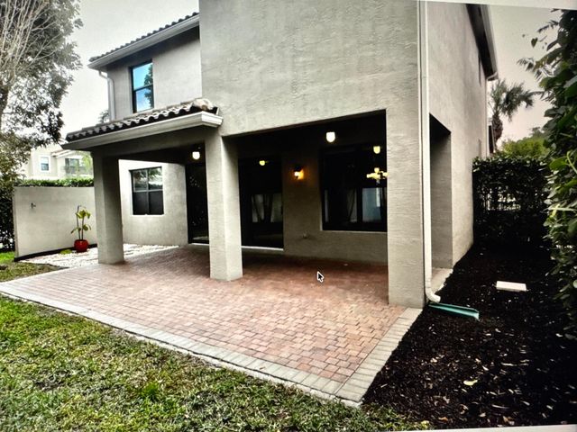 8079 Snowflake Obsidian Trail, Delray Beach, FL 33446
