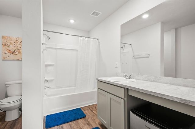 11717 Annette Drive, Yukon, OK 73099