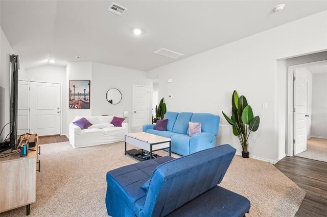 11717 Annette Drive, Yukon, OK 73099