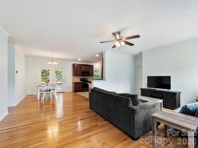 9 Farthings Drive, Arden, NC 28704