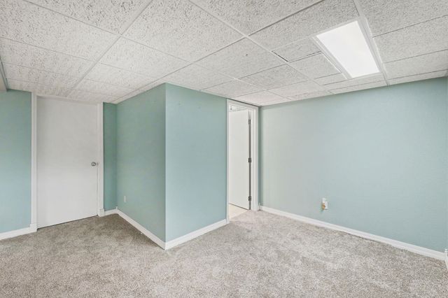 1313 Berry Ave, Newton, KS 67114