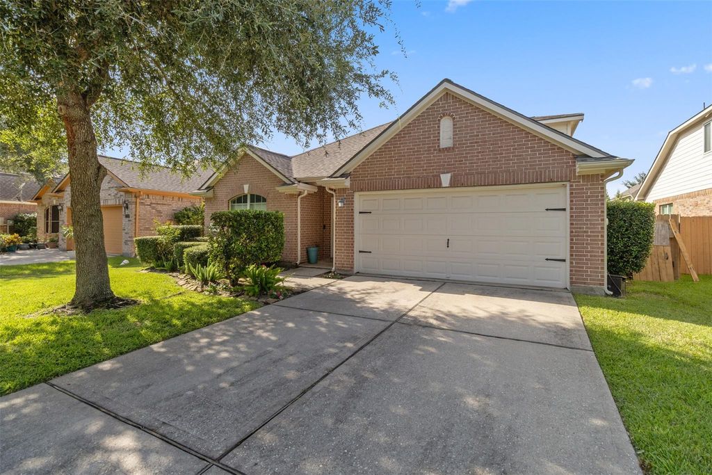 2732 San Marco Lane, League City, TX 77573