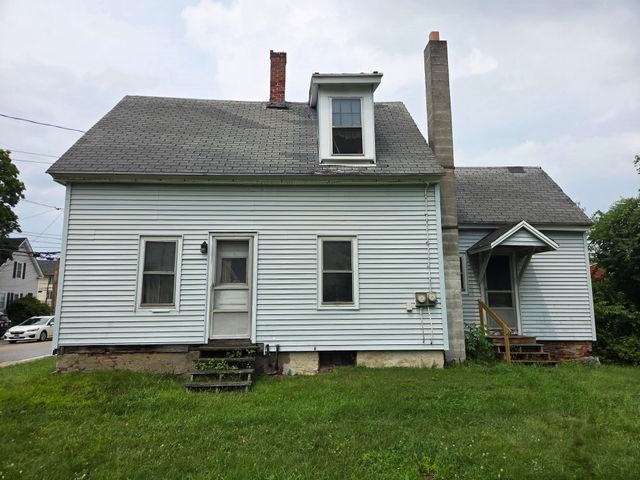 24 Grove Street, Keene, NH 03431