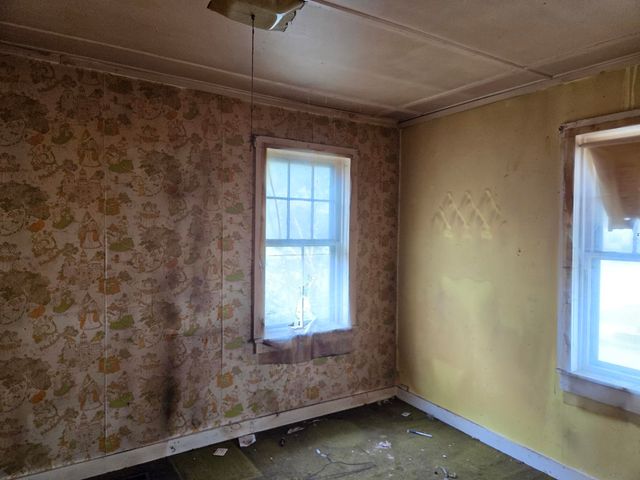 24 Grove Street, Keene, NH 03431