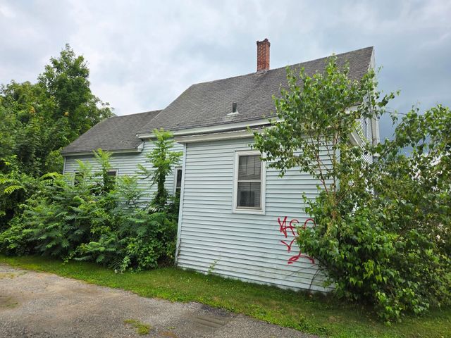 24 Grove Street, Keene, NH 03431