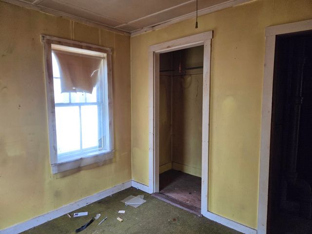 24 Grove Street, Keene, NH 03431