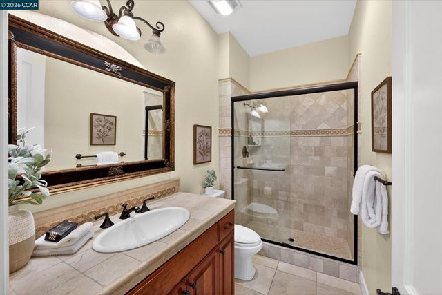 3 Brooktree Dr, Danville, CA 94506