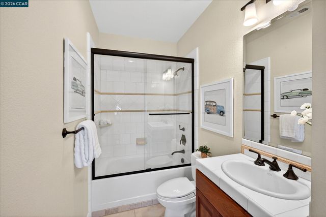 3 Brooktree Dr, Danville, CA 94506