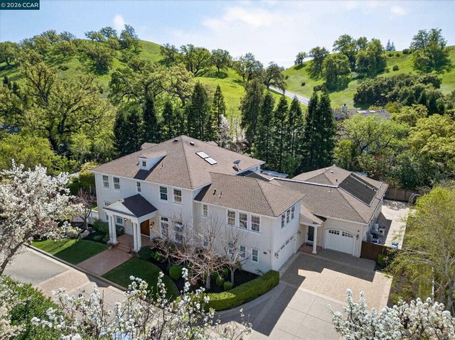 3 Brooktree Dr, Danville, CA 94506