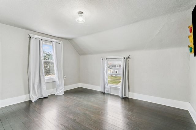 290 Highland Drive NW, Cedar Rapids, IA 52405