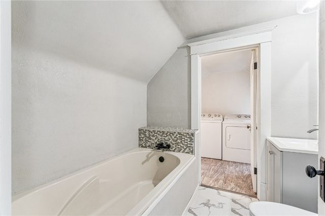 290 Highland Drive NW, Cedar Rapids, IA 52405