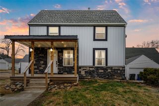 290 Highland Drive NW, Cedar Rapids, IA 52405