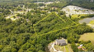 Tarrytown Road, Fayetteville, NC 28314