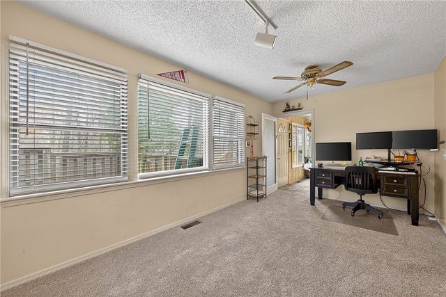 7 Fenchurch Drive, Bella Vista, AR 72715