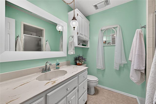 7 Fenchurch Drive, Bella Vista, AR 72715