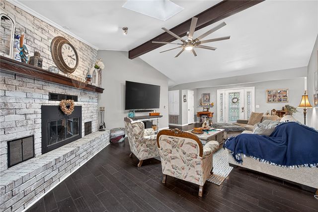 7 Fenchurch Drive, Bella Vista, AR 72715