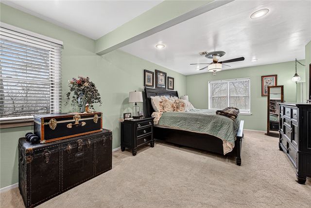 7 Fenchurch Drive, Bella Vista, AR 72715