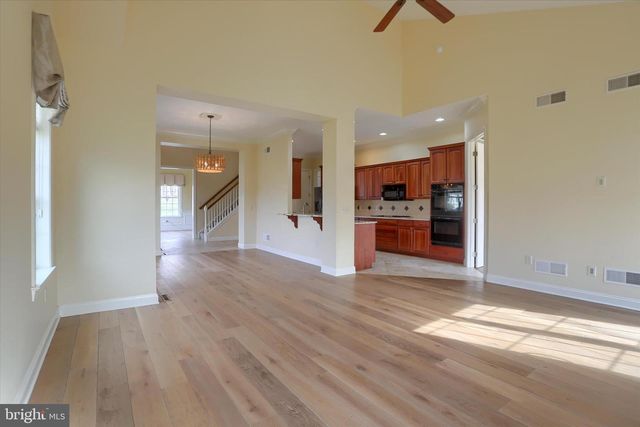 427 CARMELLA DR, Mechanicsburg, PA 17050