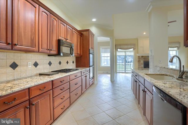 427 CARMELLA DR, Mechanicsburg, PA 17050