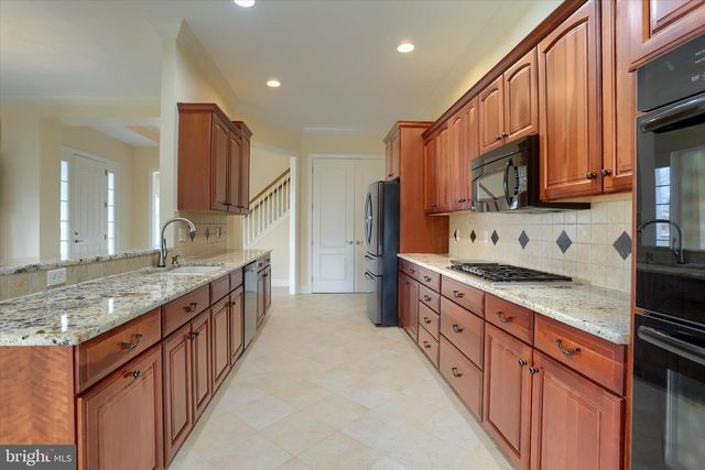 427 CARMELLA DR, Mechanicsburg, PA 17050